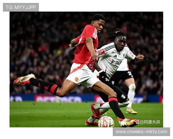 曼联对阵富勒姆补时高潮，谢什科绝杀后全场沸腾